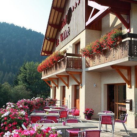 Logis Hotel Le Vetine Ле-Вальтен Экстерьер фото