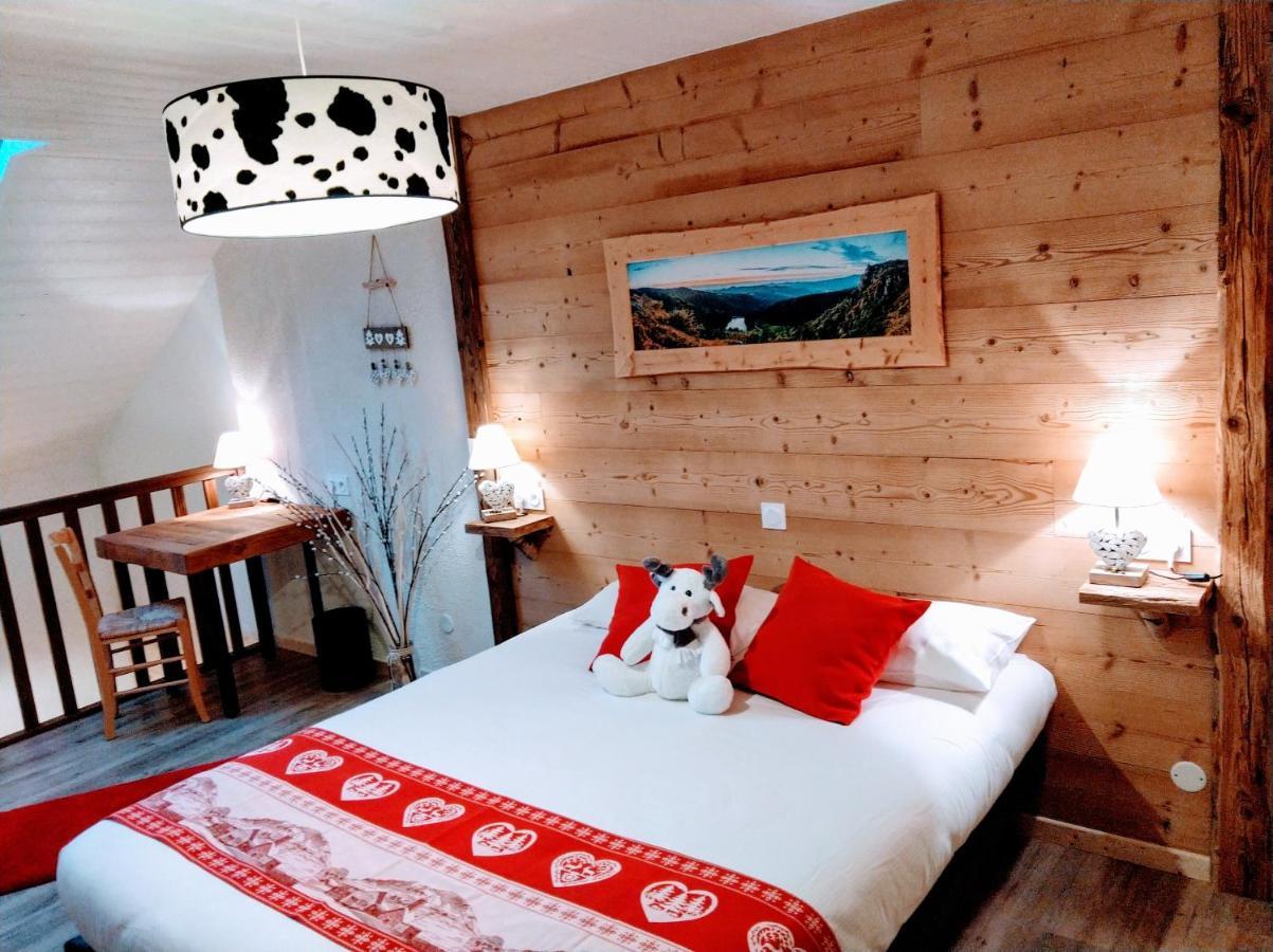 Logis Hotel Le Vetine Ле-Вальтен Экстерьер фото
